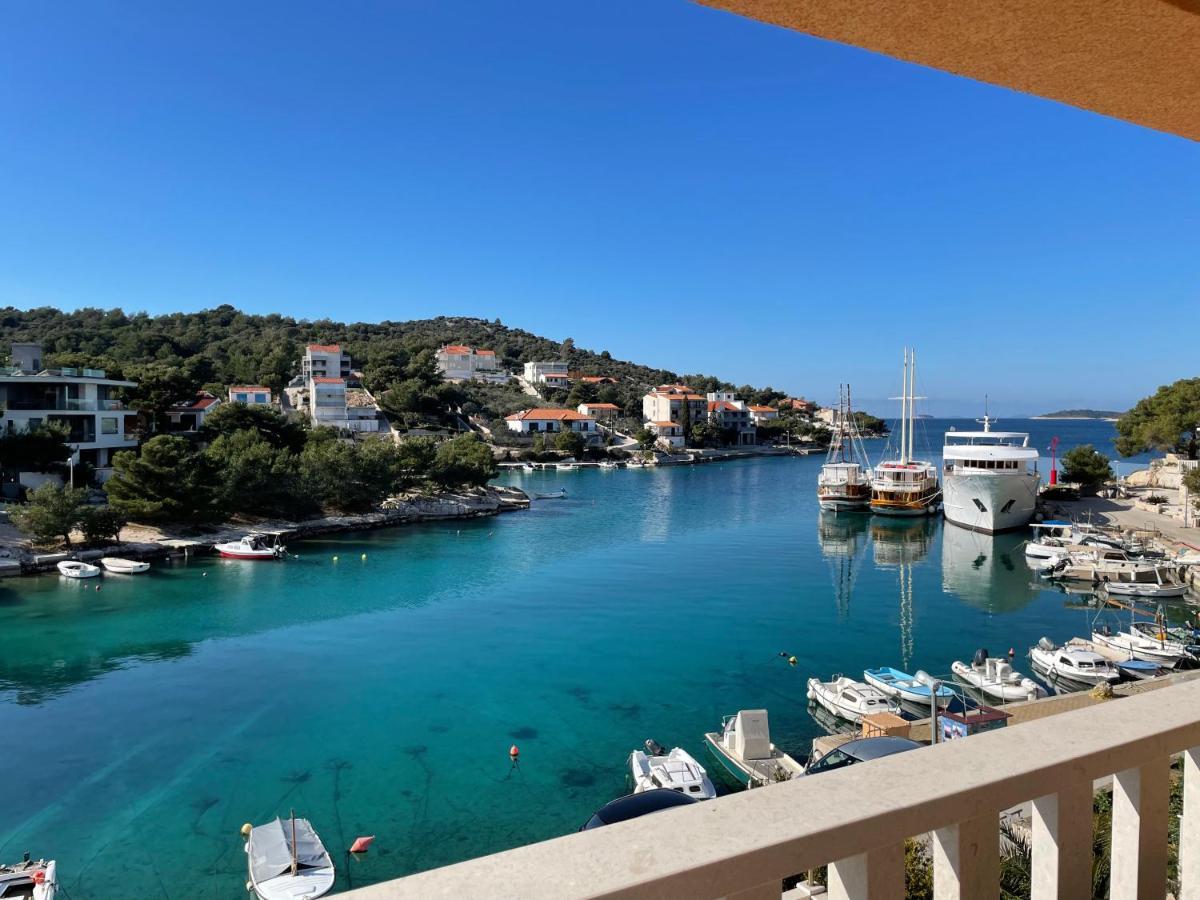 Villa Antoni Razanj Bagian luar foto