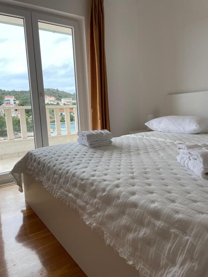Villa Antoni Razanj Bagian luar foto